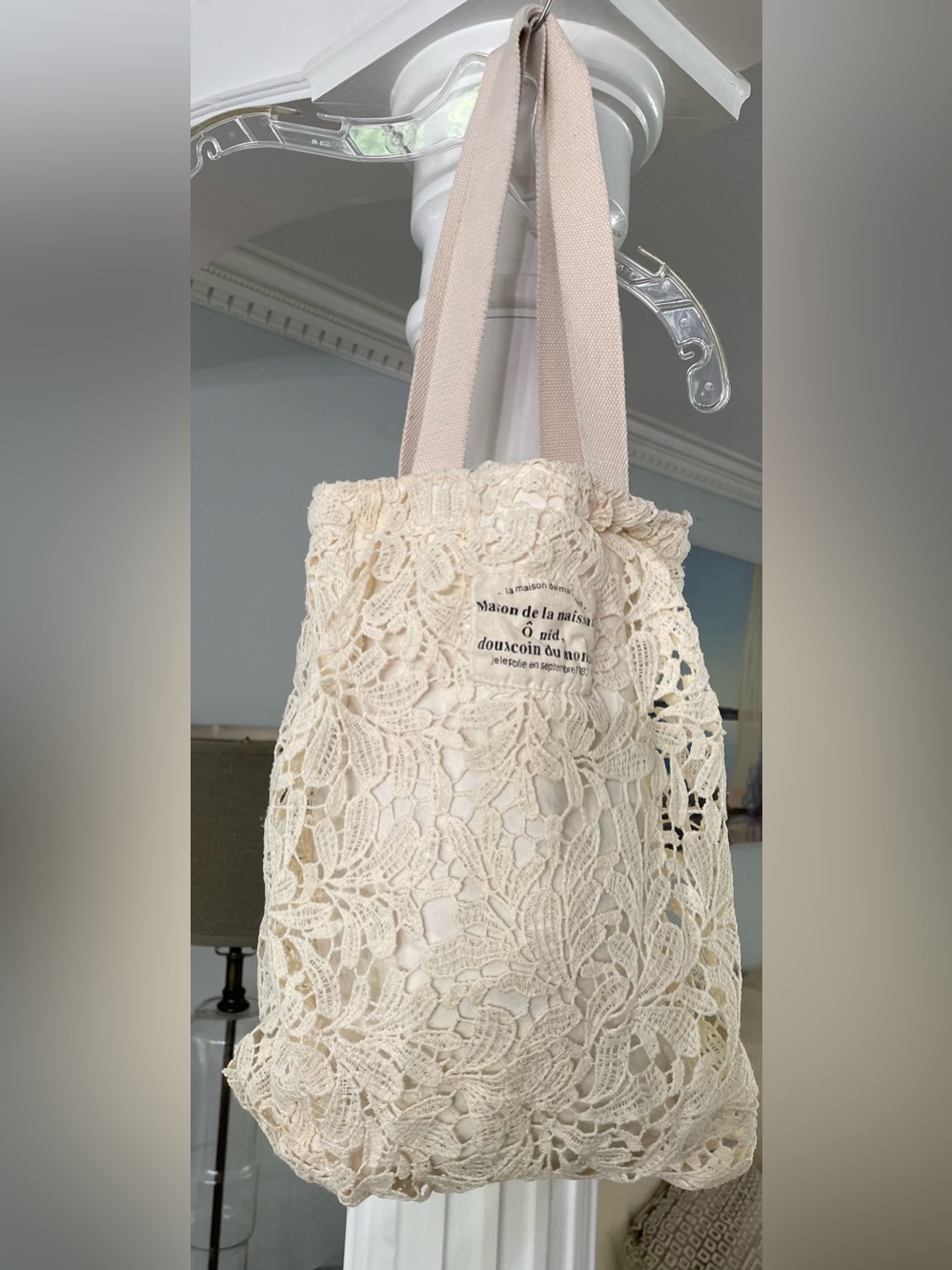 Maison de la Maison vintage- style French embroidered lace shoulder bag - Picture 1 of 7